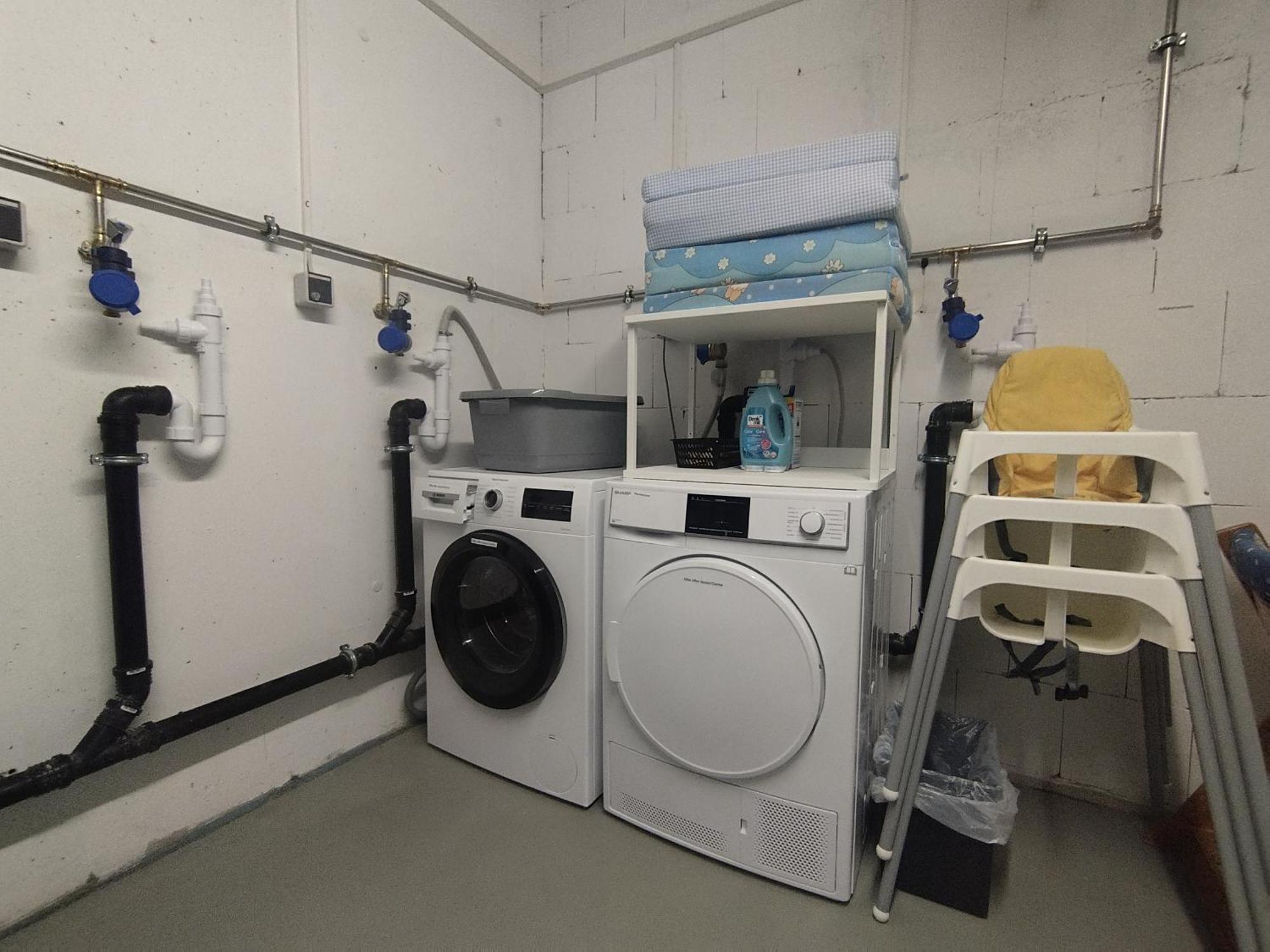 Cityvibe Apartment Fuer Bis Zu 4 Erlangen Eksteriør bilde